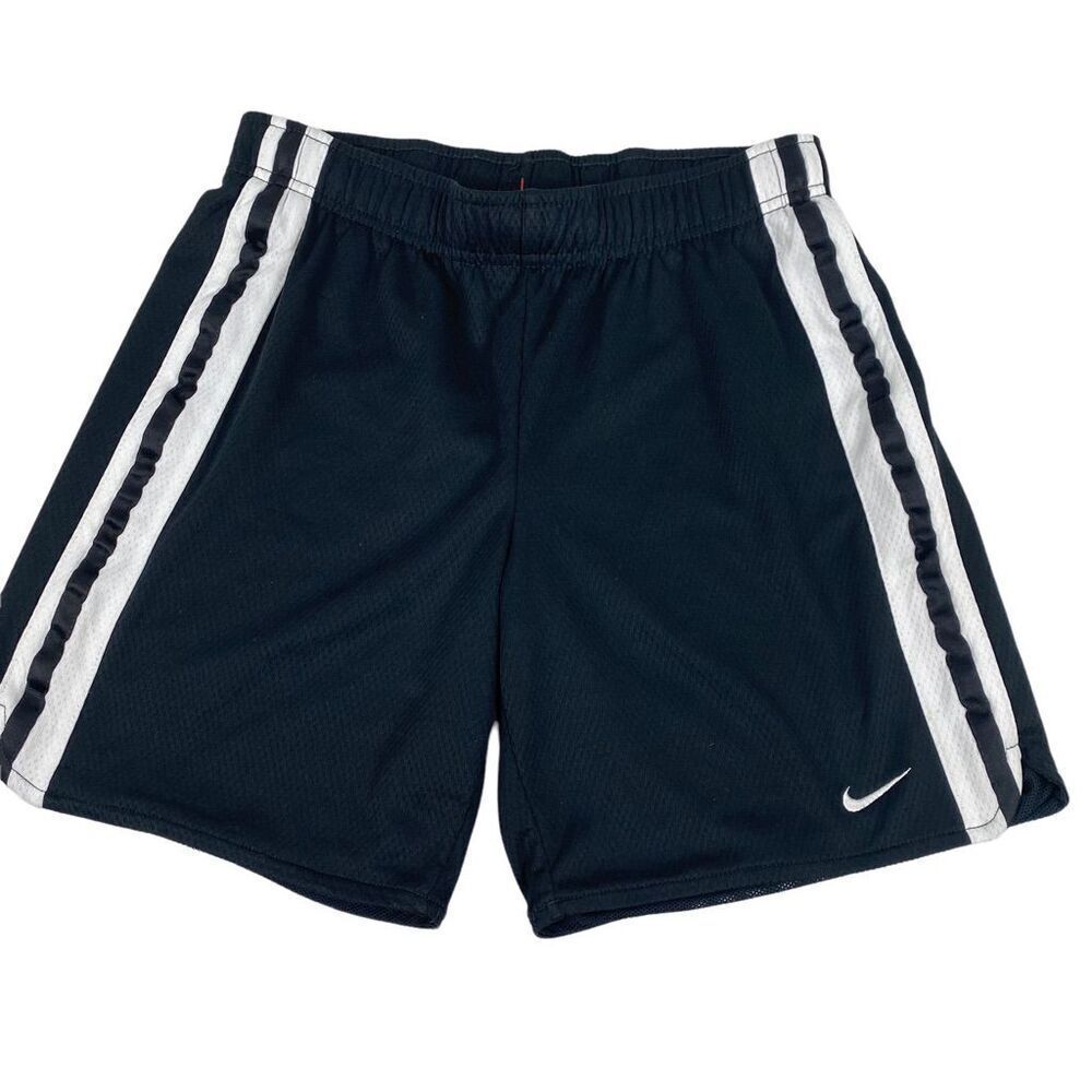 Nike Large Girls 7" Multi Sport Mesh Field Shorts